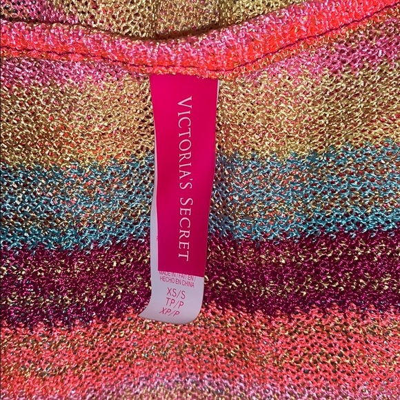 🌺 NWOT- VS Multicolor Knit coverup - Picture 4 of 4